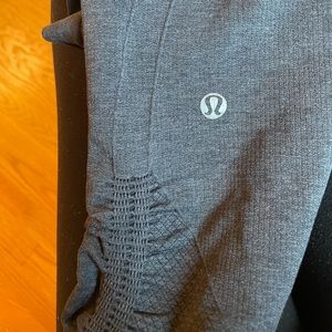 Lululemon leggings Sz 4